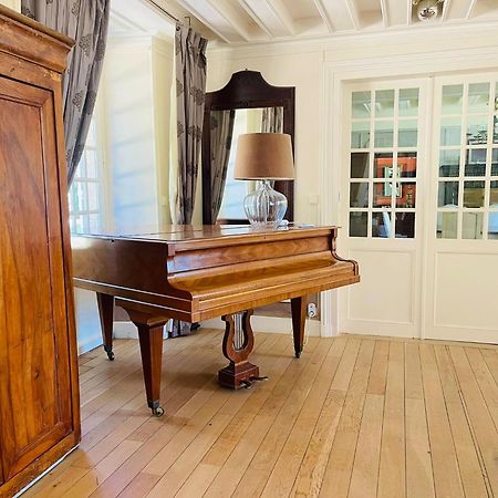 Maison Chaleureuse De 4 A 12 Personnes Neuville-aux-Bois Екстер'єр фото