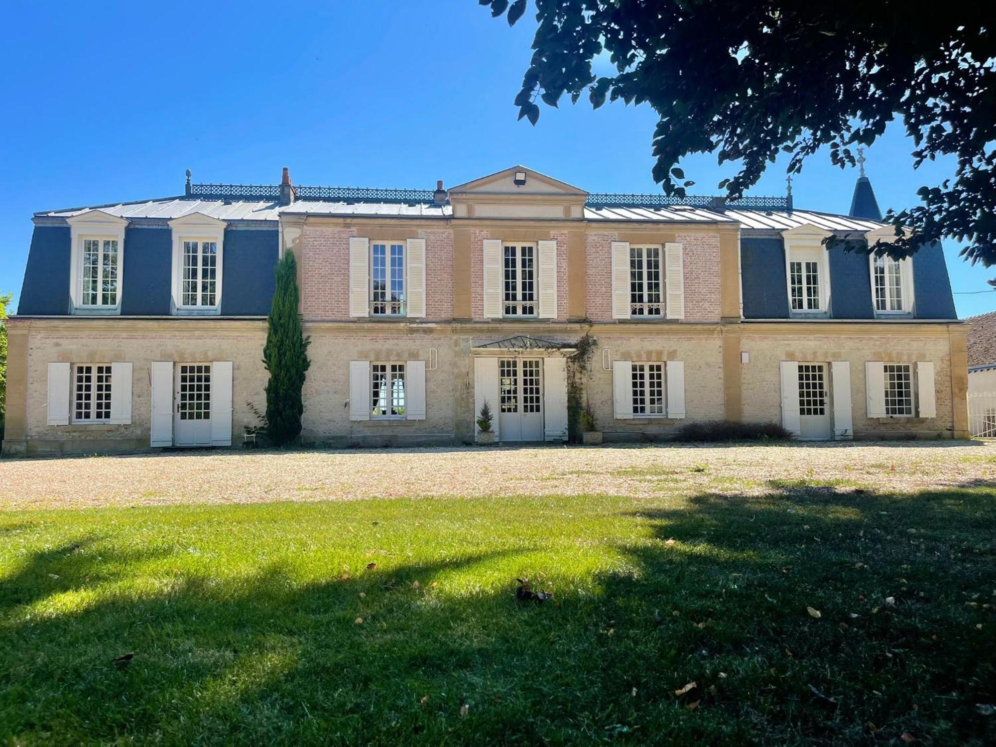 Maison Chaleureuse De 4 A 12 Personnes Neuville-aux-Bois Екстер'єр фото